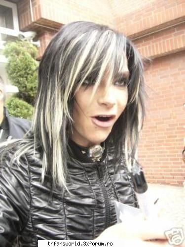 ...::: Poze cu Bill :::... - deci..in poja asta fotomortu era pe marte ji o - Bill Kaulitz