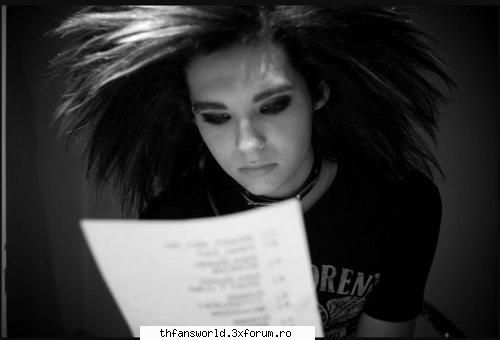 ...::: Poze cu Bill :::... - gad!!!! e sooper sweeyt - Bill Kaulitz