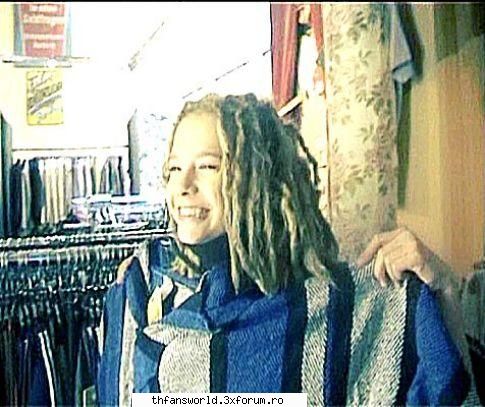 ...:::Poze cu Tom :::... - asta e d atunki de knd a intrat in magazinul ala - Tom Kaulitz