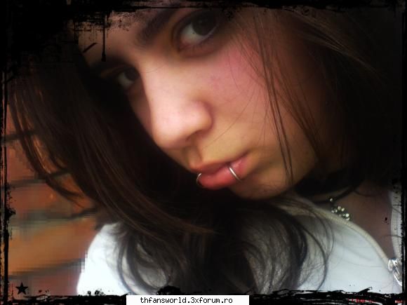 ▀YvO▀GiRl▀ - HY!!! asta soont yo!!!! shi..nu sunt emo!!! - :..Pictures With Us..: