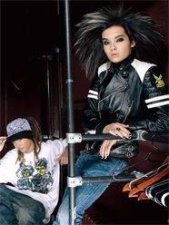 ce muzik mai asculti inafara de th? - cam toate genurile ,clasica dance ,rock,si - Vrei sa dansezi cu noi?